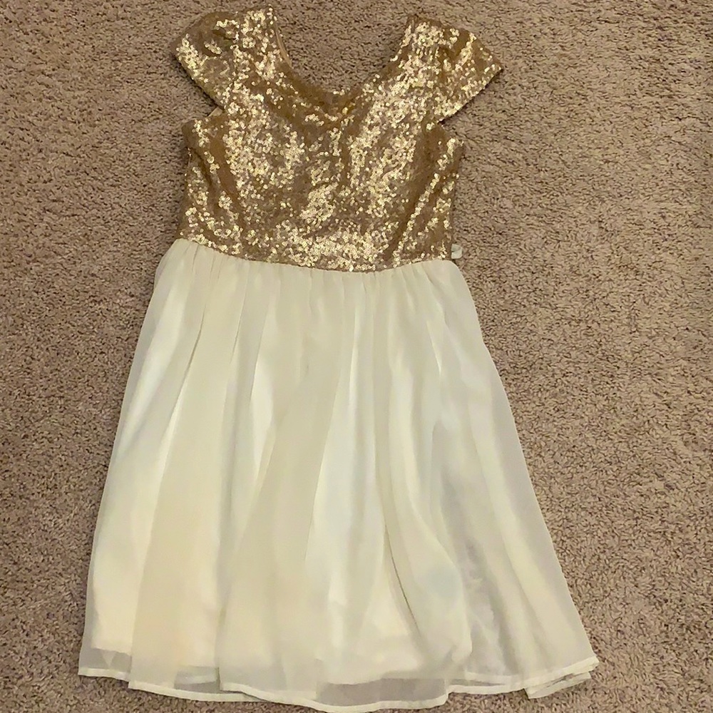 Poppies and roses sequin party dress size 10